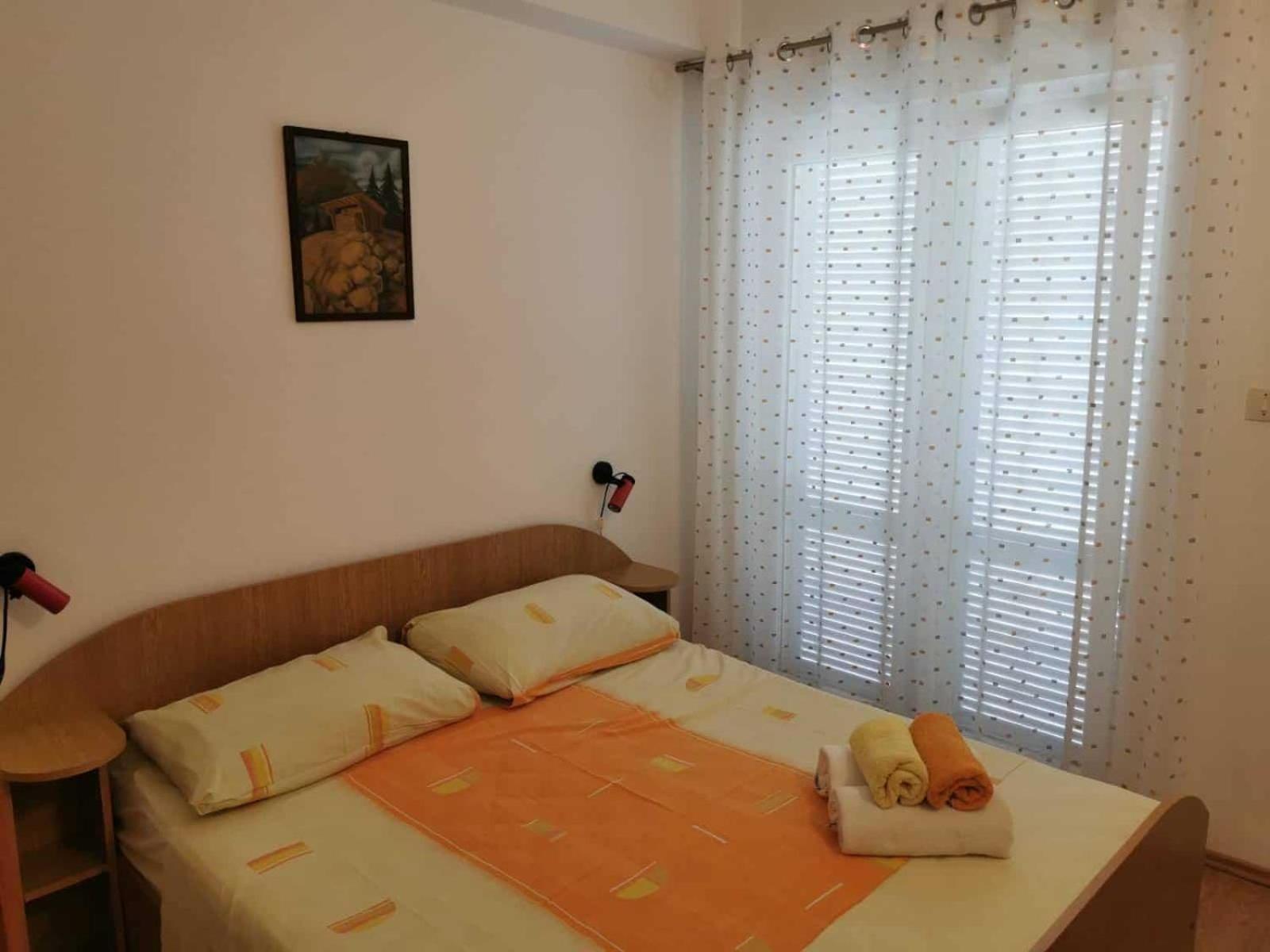 Apartments And Rooms Njivice Phòng bức ảnh