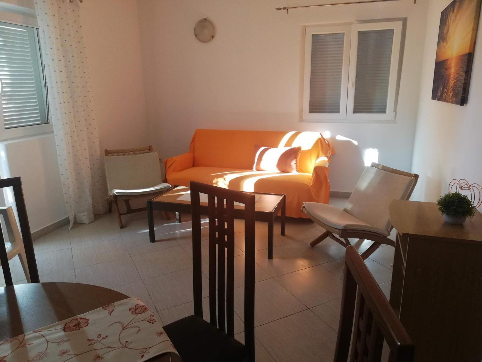 Apartments And Rooms Njivice Phòng bức ảnh